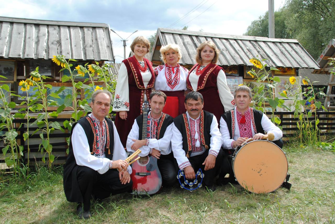 Народний аматорський ансамбль пісні і музики «Світоч» продовжує рубрику «Народна творчість Полтавщини»