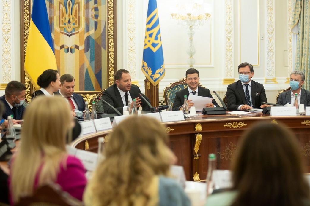 Президент провів нараду щодо стану справ в українському кінематографі, проблем та перспектив його розвитку