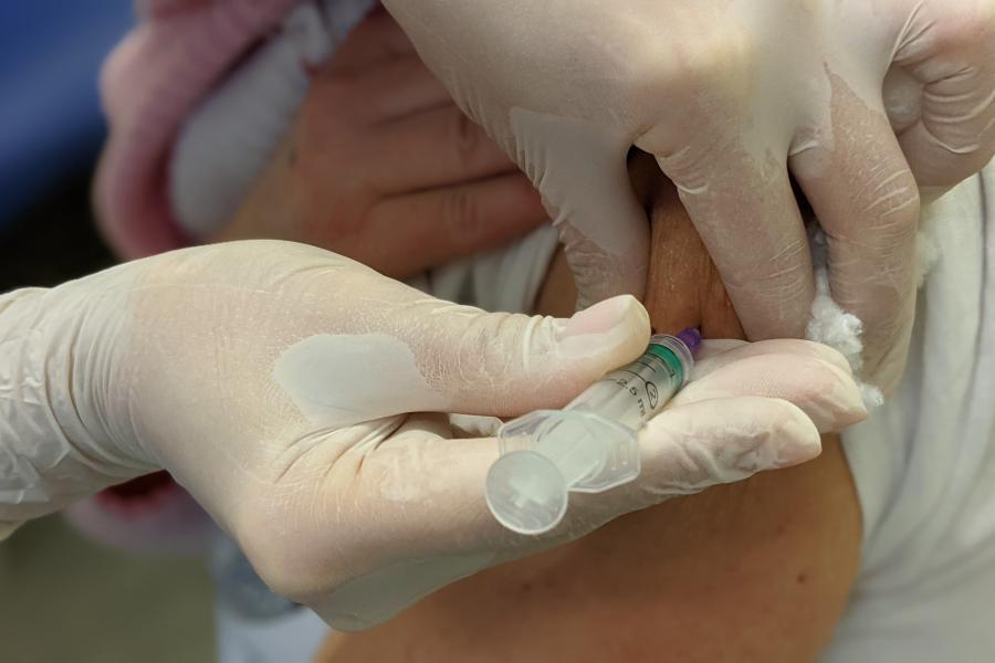 Вакцинація від коронавірусу дозволить повернутися до звичного доковідного життя – МОЗ