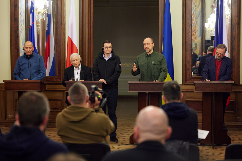 Прем’єр-міністри України, Польщі, Чехії та Словенії обговорили посилення санкцій проти Росії