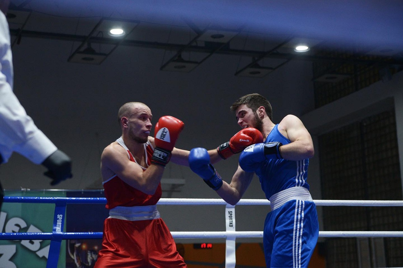 Богдан Даценко представляє Полтавщину на Всеукраїнському майстерському турнірі з боксу