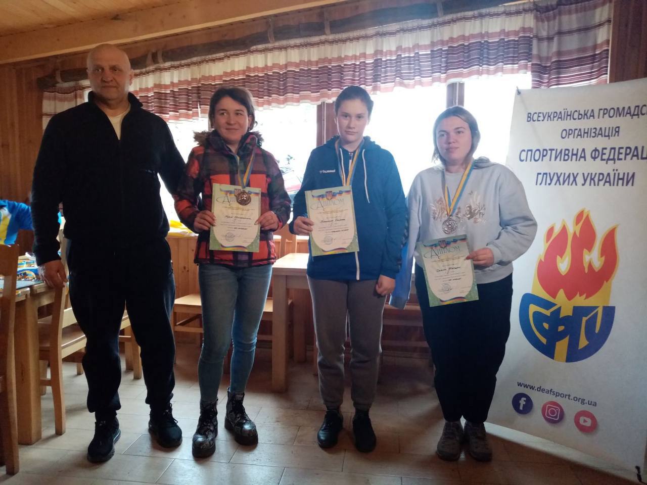 Оксана Колесник із Полтавщини завоювала дві золоті медалі на змаганнях із гірськолижного спорту   