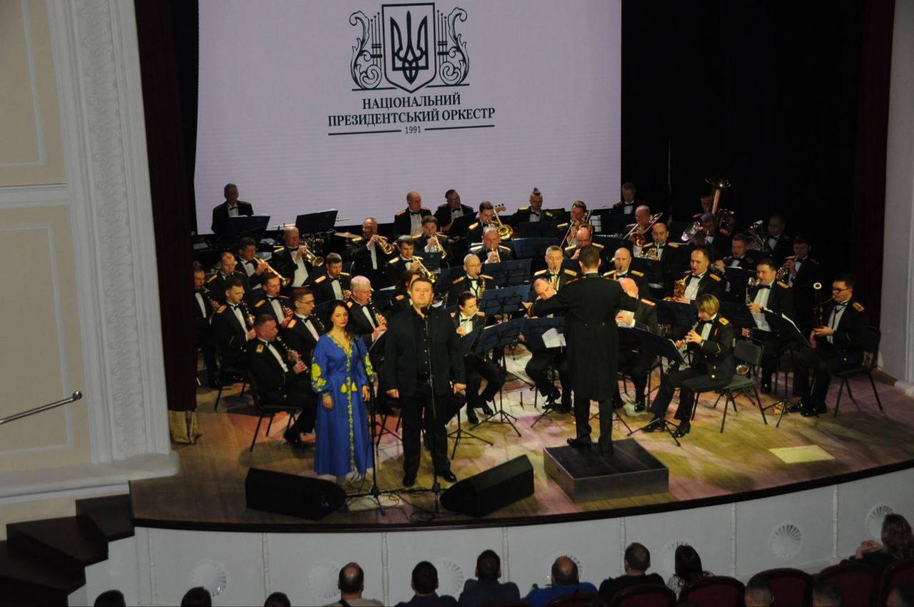 На Полтавщині виступив Національний президентський оркестр